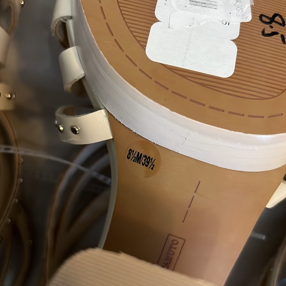 VINCE CAMUTO Nanthie Leather Studded Strappy Platform Sandals In Warm Vanilla - Picture 11 of 14